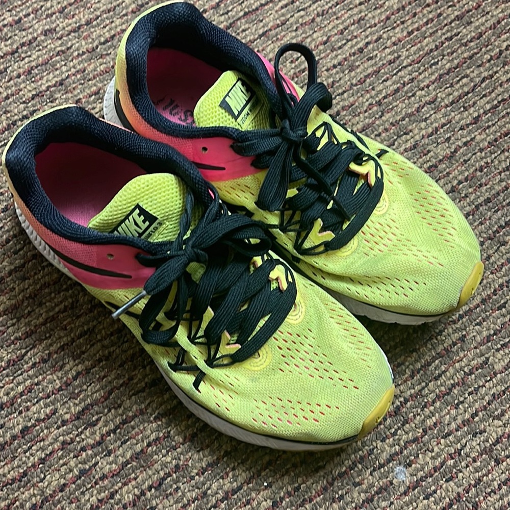 NIKE Running shoes